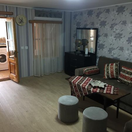 Old Yard Guest House Tiflis Exterior foto